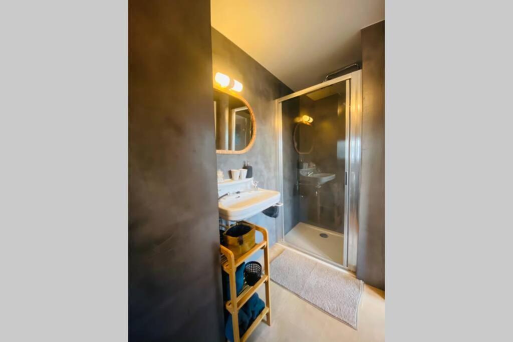 Appartement Recently Renovated 150m From The Le Coq